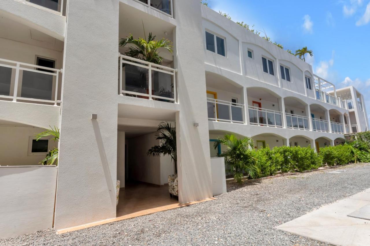 Maho Beach House - Spacious 1 Bedroom Suite Eksteriør billede